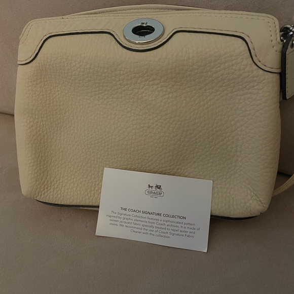 Coach Wristlet - Picture 5 of 5